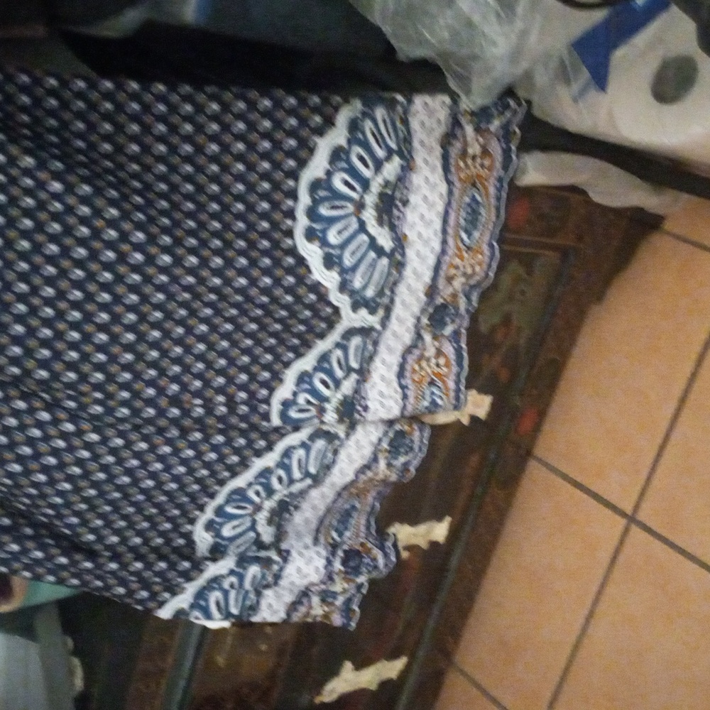 Jumpsuit - Picture 3 of 6